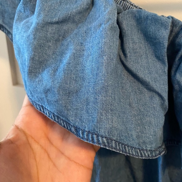 Off the shoulder shirt - Picture 3 of 3